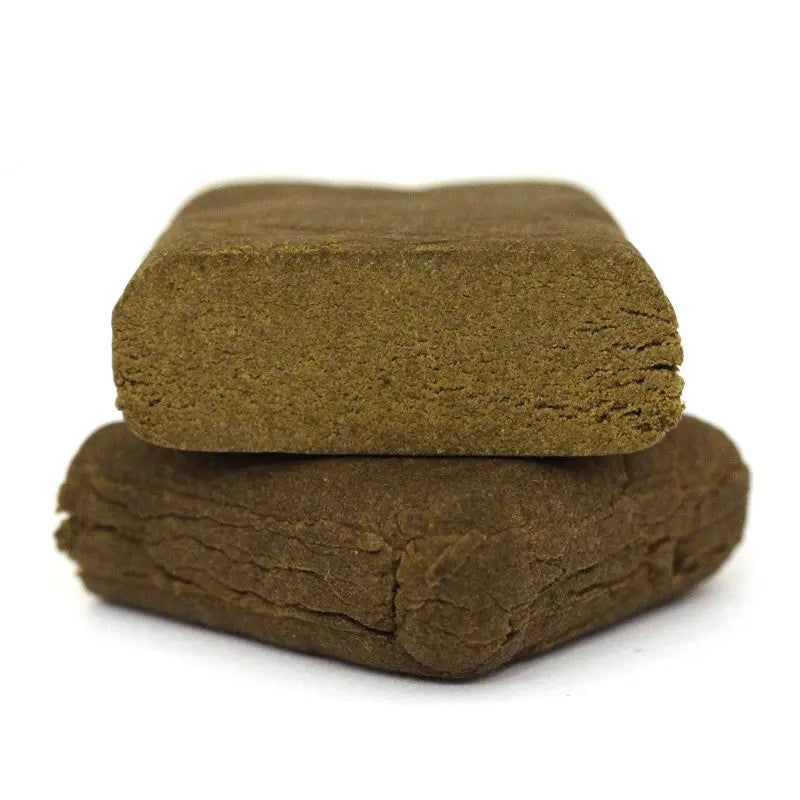 Résine CBD Aya, blocs de hash brun doré
